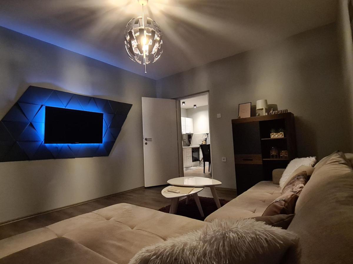 Grey & Sunny Apartments Zajecar Ngoại thất bức ảnh