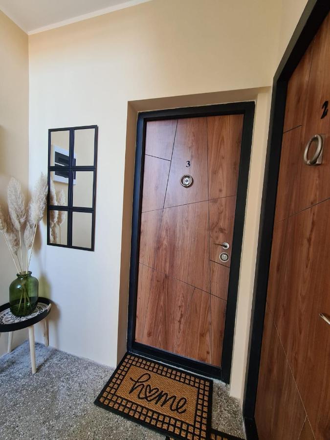 Grey & Sunny Apartments Zajecar Ngoại thất bức ảnh