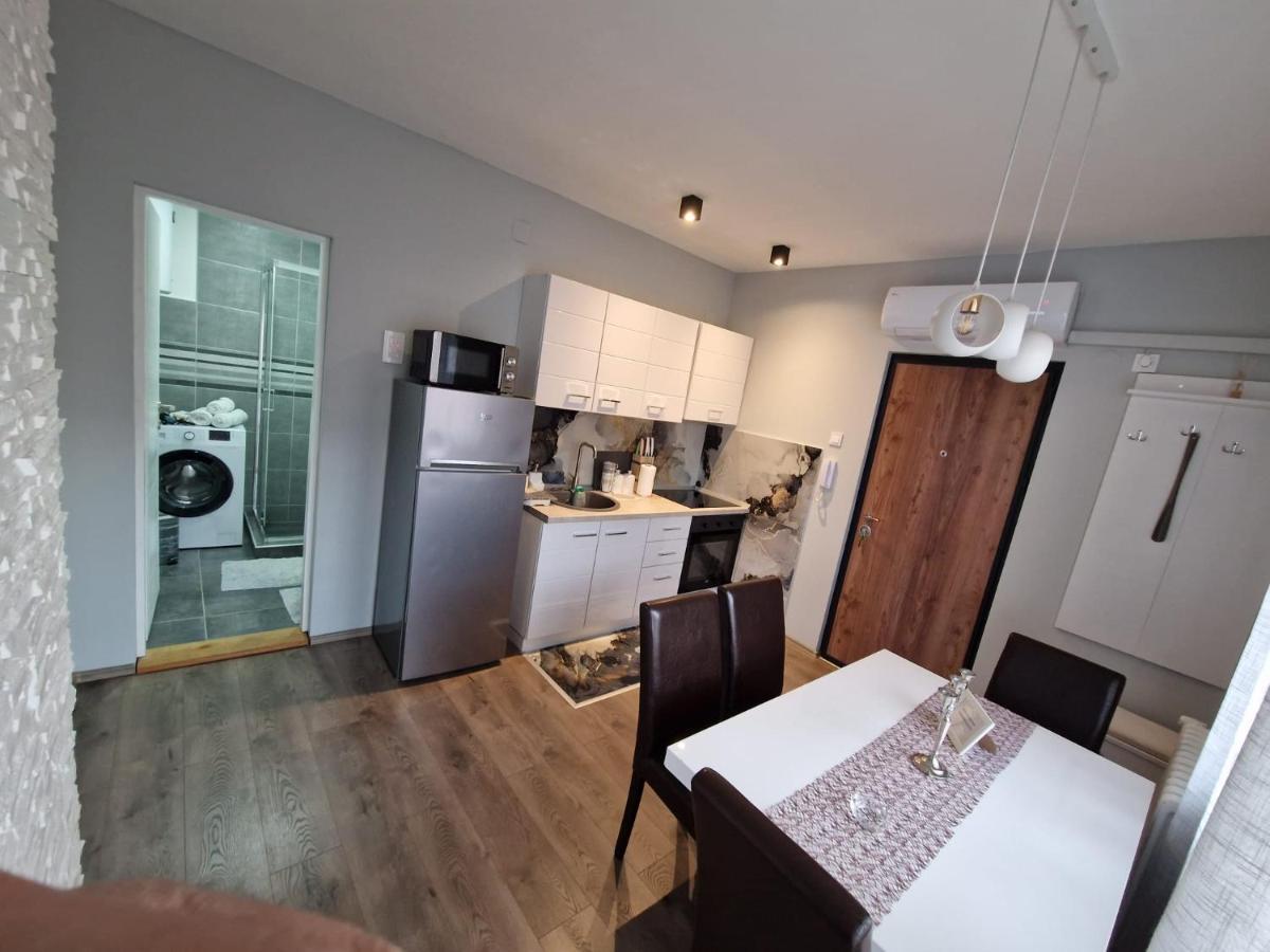 Grey & Sunny Apartments Zajecar Ngoại thất bức ảnh